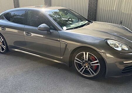 Porsche Panamera TÜV 26 / FACELIFT / 20 ZOLL