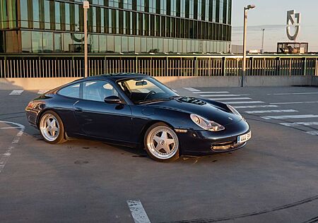 Porsche 996 911 Carrera