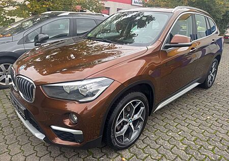 BMW X1 xDrive 18 d xLine Leder+Navi+AHK