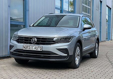 VW Tiguan Volkswagen 1.5 TSI DSG Life+AHK+LED+Standheizung+Cam