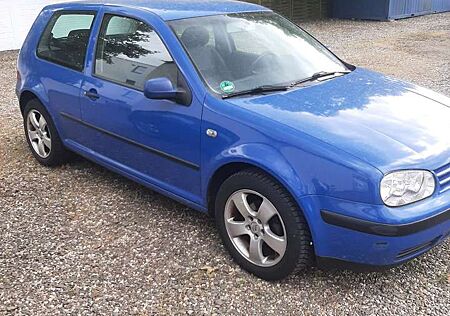 VW Golf Volkswagen 1.4 Aktion Trendline