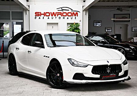 Maserati Ghibli 3.0 V6 S Aut Klappenauspuff 21" Carbon