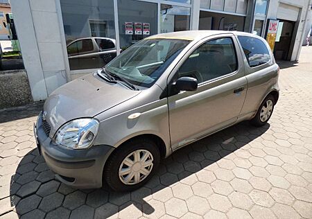 Toyota Yaris 1.0 Eco