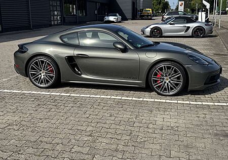 Porsche Cayman 718 GTS 4.0 PDK approved Gar.