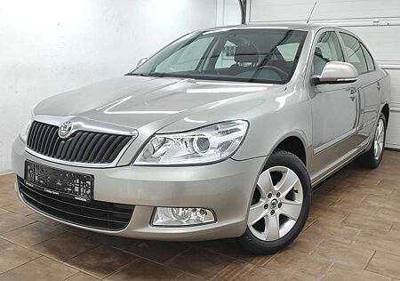 Skoda Octavia 1.4 KLIMAA 1-HAND TEMP BC SHZ EURO-5 PDC ELEGANCE