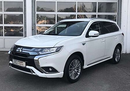 Mitsubishi Outlander 2.4 MIVEC PLUG-IN HYBRID 4WD Basis