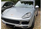 Porsche Cayenne S Platinum Edition