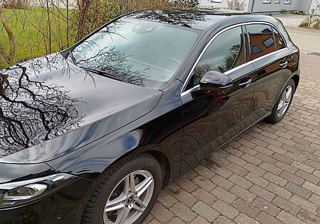 Mercedes-Benz A 200 A-Klasse Diesel d 8G-DCT,AHK,8fach auf Alu SW