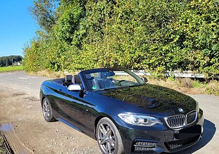 BMW 240 2er Cabrio M240i xDrive Cabrio Sport-Aut.