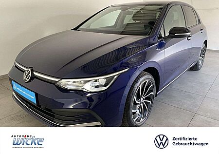VW Golf Volkswagen VIII 1.5 eTSI DSG Active NAVI KLIMA LED SHZ P
