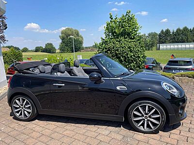 MINI Cooper Cabrio LED Teilleder Sportsitze Navi 17"
