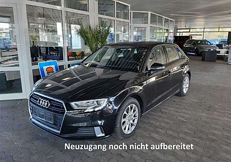 Audi A3 1.5 TSI Sport SHZ+PDC
