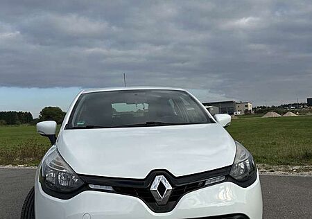 Renault Clio 1.2 16V 75 Paris