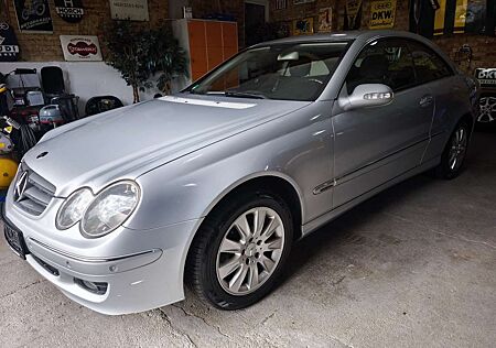 Mercedes-Benz CLK 200 CLK-Klasse Coupe Coupe Komp. Automatik Elegance