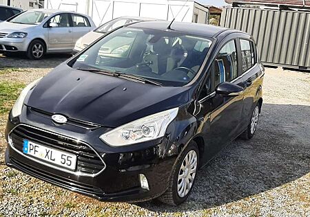 Ford B-Max Titanium