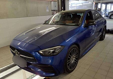 Mercedes-Benz C 180 AMG Line SpoSi Pano StHz ACC Lane Key LED