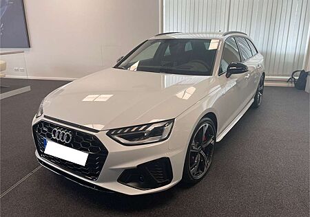 Audi A4 Avant 40 TFSI quattro S tronic line