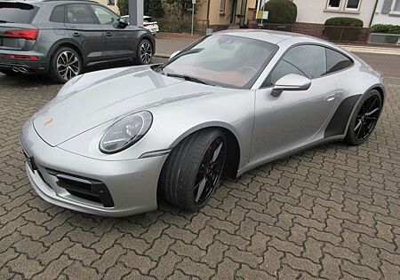 Porsche 992 Carrera 4S Coupé/TOPAUSSTATTUNG