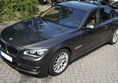 BMW 750 i xDrive