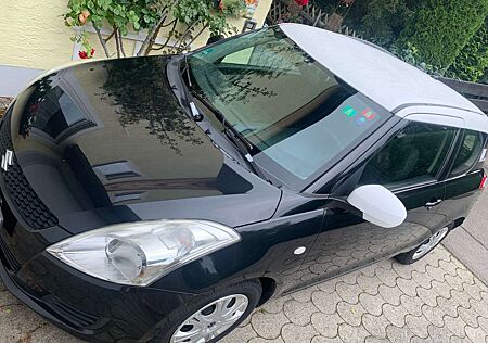 Suzuki Swift 1.2 BlackWhite