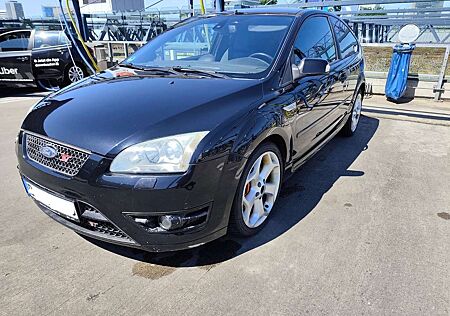 Ford Focus 2.5 ST