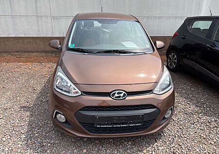 Hyundai i10 YES!**87 PS**