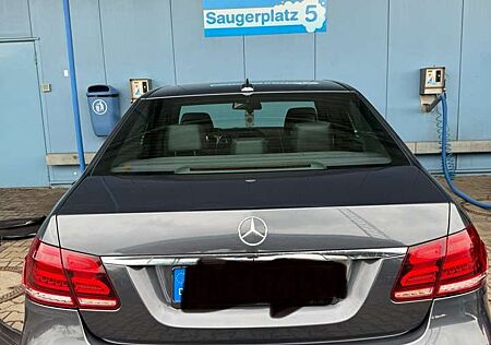 Mercedes-Benz E 220 BlueTEC BlueEFFICIENCY Edition 9G-TRONIC Elegance