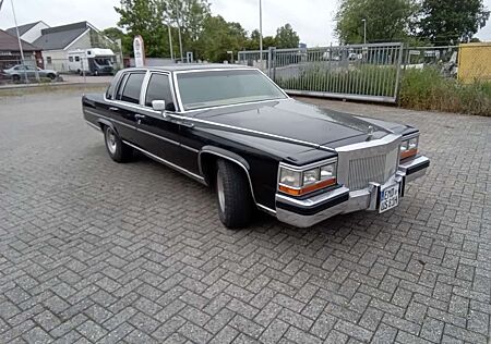 Cadillac Fleetwood brougham d'elegance mit LPG