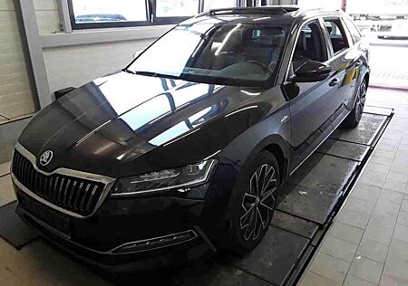 Skoda Superb L&K 2.0 TDI*PANO*AHK*SH*360*KEYLESS*ACC