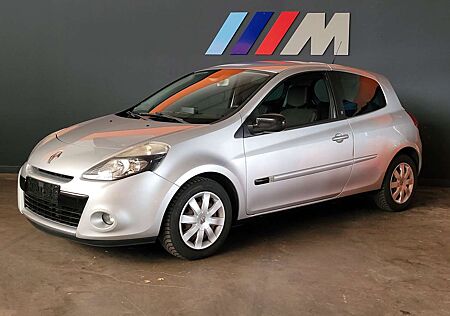 Renault Clio TCe 100 Night and Day*Navi*