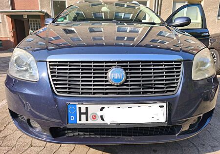 Fiat Croma 2.2 16V Emotion
