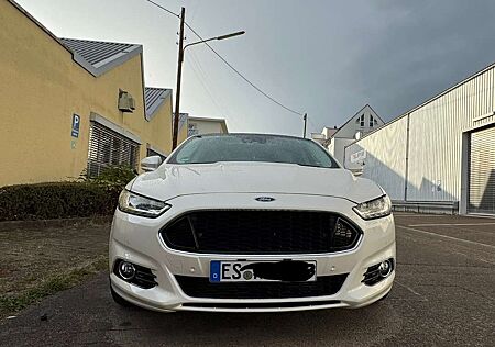 Ford Mondeo Titanium AWD