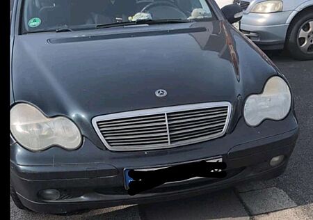 Mercedes-Benz C 180 Classic