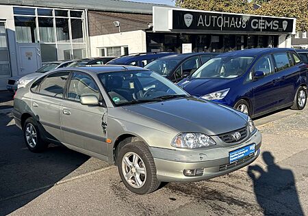 Toyota Avensis 2.0 Linea Sol Lim.