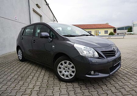 Toyota Verso 1.6 16V PDC Tempomat Freisprech