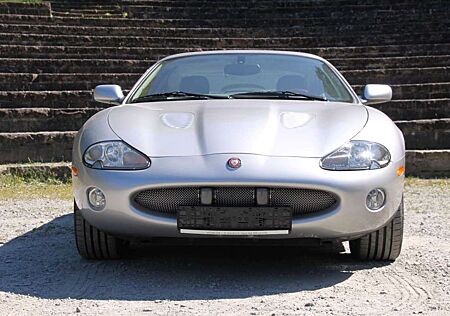 Jaguar XKR Coupe 2 Jahre Garantie