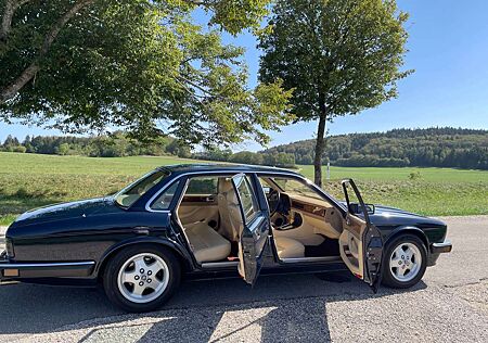 Jaguar XJ6 XJ 40 4.0S