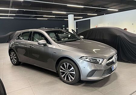 Mercedes-Benz A 250 e 8G-DCT