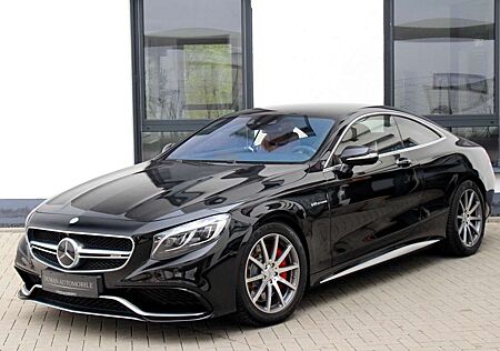 Mercedes-Benz S 63 AMG 4-MATIC Coupe **EXKLUSIV-PAKET CARBON**