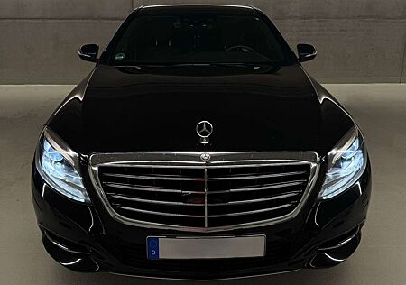Mercedes-Benz S 350 (BlueTEC) d 4Matic 7G-TRONIC