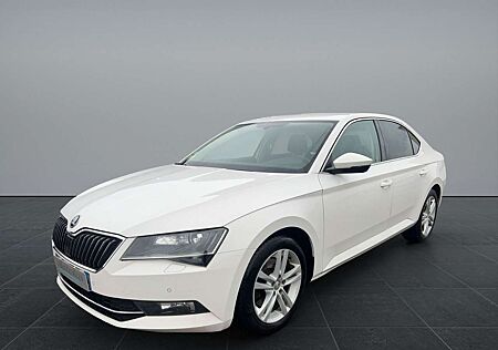 Skoda Superb Limo *BI XENON*LEDER ALCANTARA*NAVI*