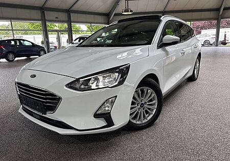 Ford Focus Tur TitaniumX Pano B&O LED Navi Winter