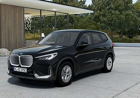 BMW iX1 xDrive30 Elektro SUV *WINTER-SALE*
