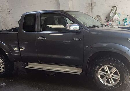 Toyota Hilux Xtracab 2014