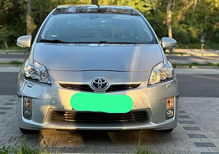 Toyota Prius (Hybrid)Life