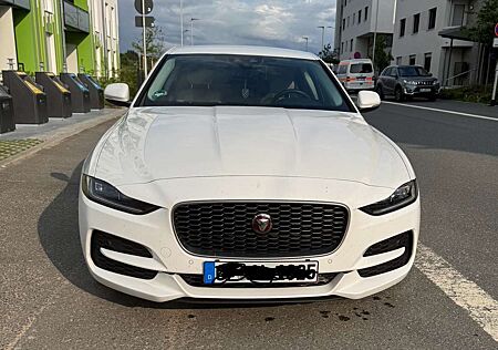 Jaguar XE D180 AWD Aut. HSE