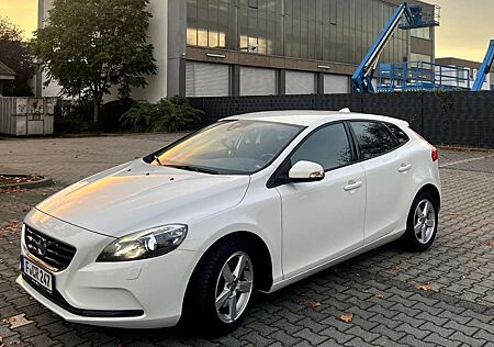 Volvo V40 T2 You