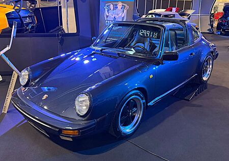 Porsche 911 Carrera
