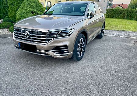 VW Touareg Volkswagen 3.0 V6 TDI 4Motion DPF Automatik