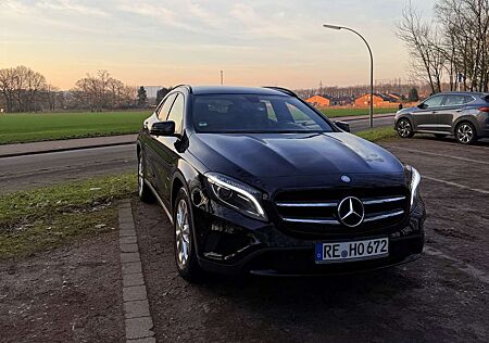 Mercedes-Benz GLA 220 CDI DCT